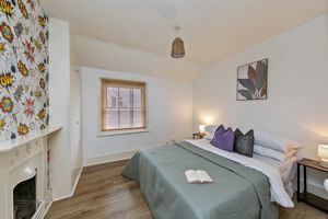 Bedroom- click for photo gallery